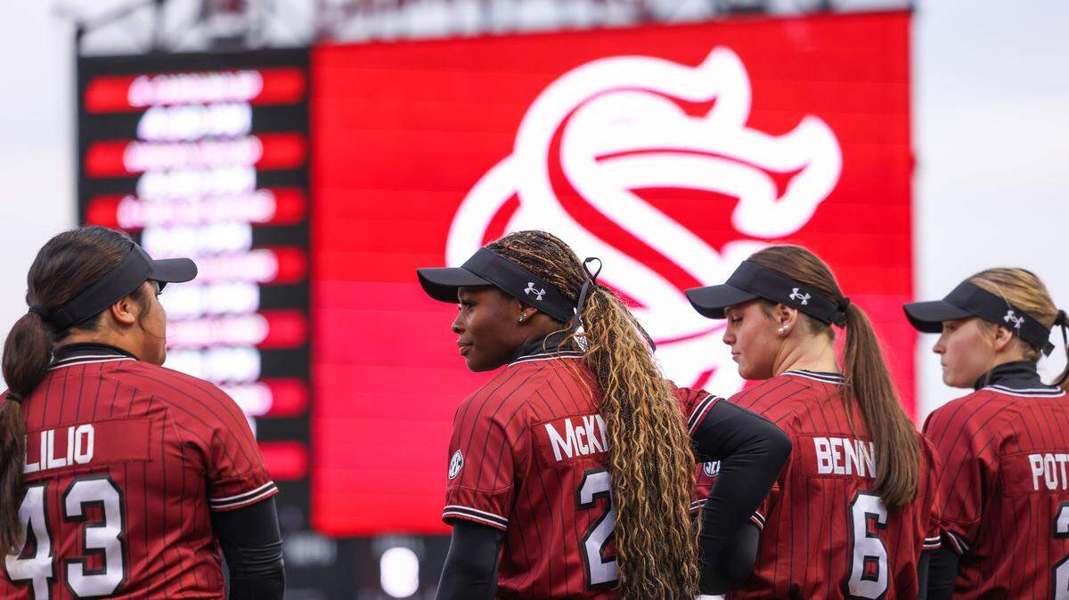 South Carolina players are seen before the Gamecocks’ game against Virginia Tech in Columbia on Thursday, February 5, 2026.