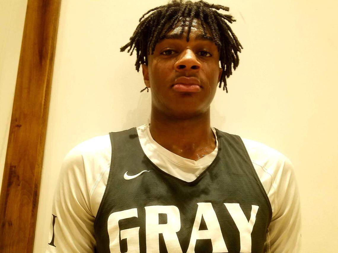 Gray Collegiate forwar Brandon Gardner