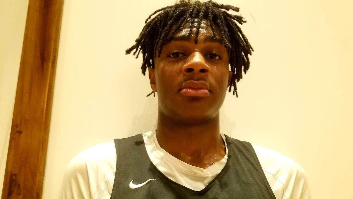 Gray Collegiate forward Brandon Gardner