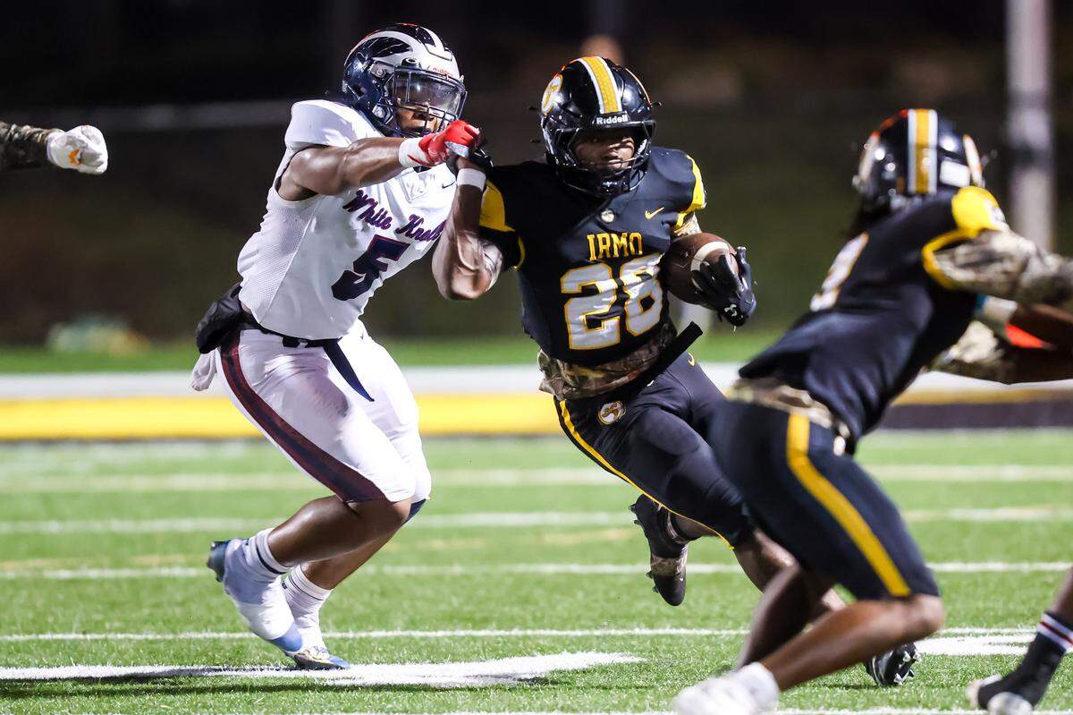 Irmo running back Amire White (28) 