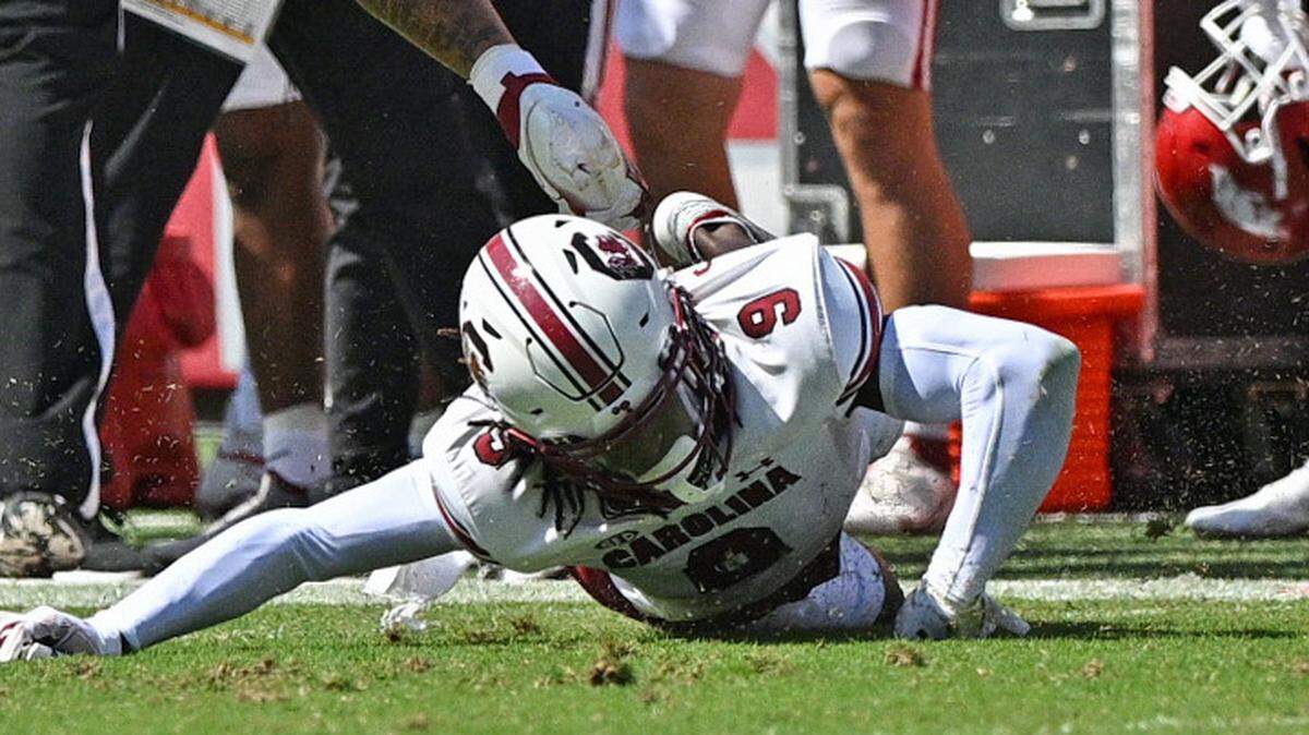South Carolina defense back Cam Smith (9) with the stop against Arkansas at Donald W. Reynolds Razorback Stadium in Fayetteville, Arkansas on Sept. 10, 2022.