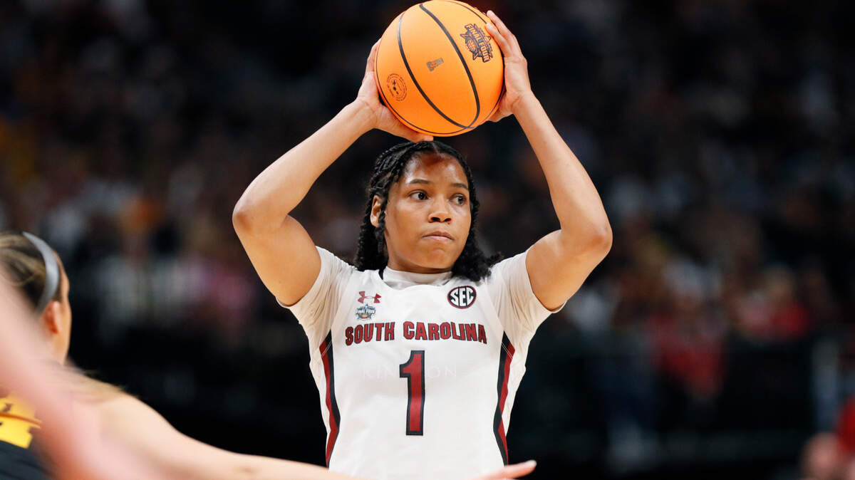 South Carolina Gamecocks guard Zia Cooke (1) plays Iowa in the NCAA Tournament Final Four game at the American Airline Center on Friday, March 31, 2023.