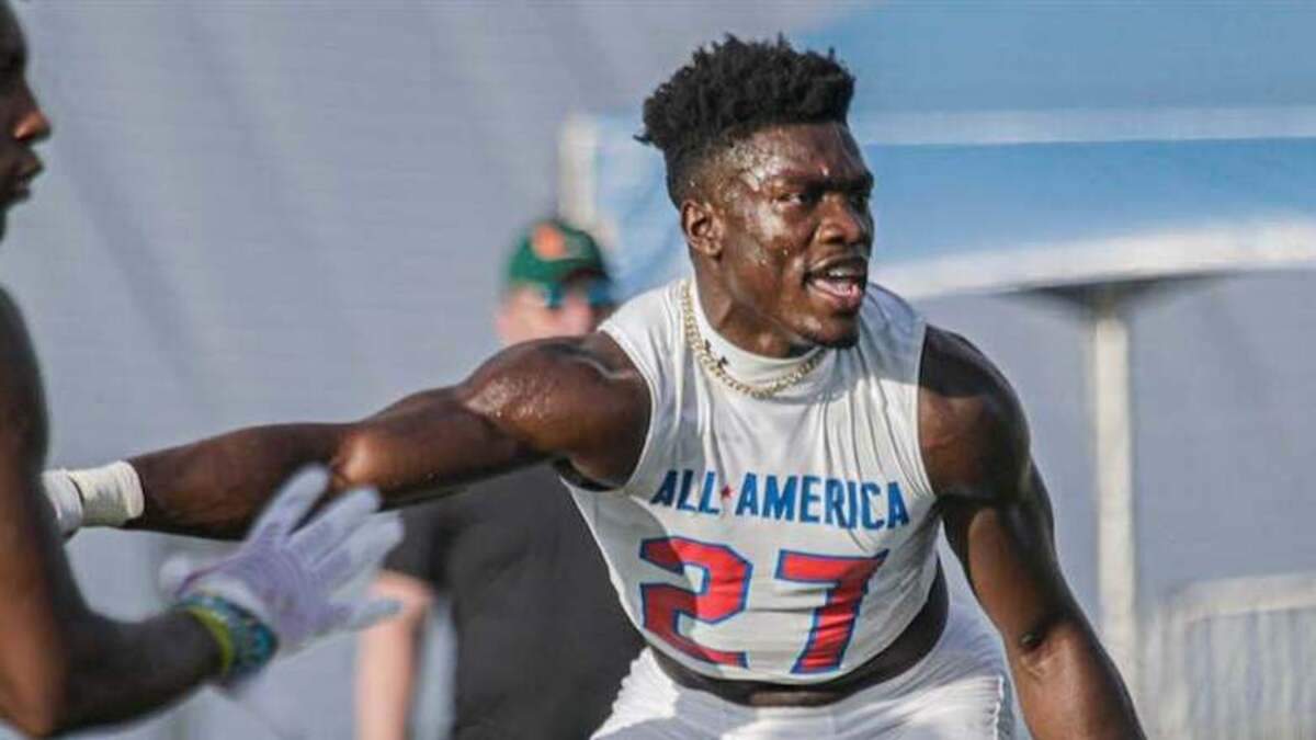 Hilton Head linebacker Jaylen Sneed