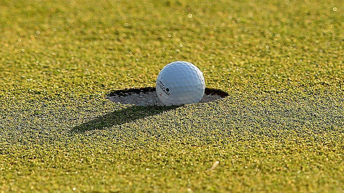 Golf courses along the Grand Strand have announced closures ahead of the winter storm that is expected in the area this weekend.