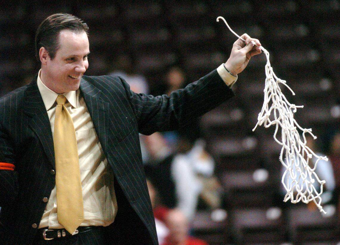 Coach Gregg Marshall and Winthrop won the 2007 Big South tournament and then defeated Notre Dame 74-64 in the NCAA first round.