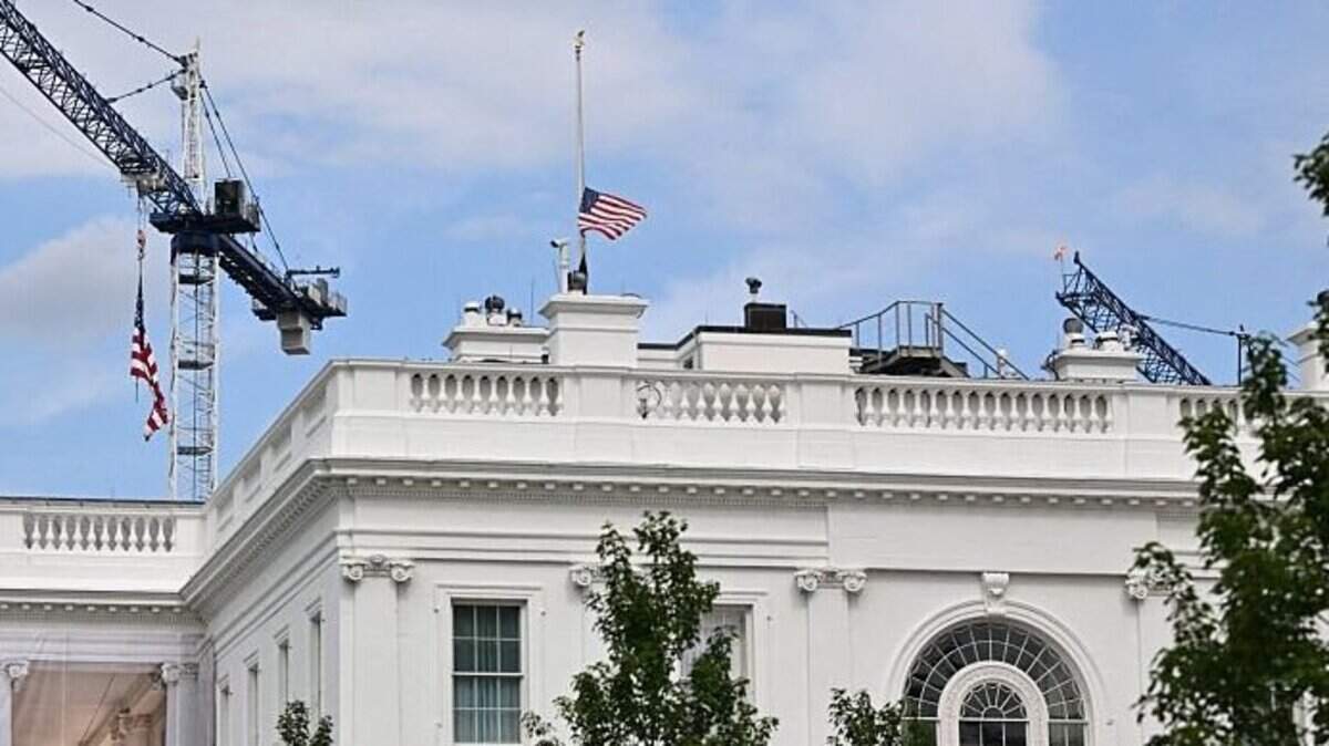 The flag above the White House flies at half-staff following the death of US Senator Lyndsey Graham, Republican of South Carolina, in Washington, DC, on July 12, 2026. Graham, an influential ally of President Donald Trump and advocate of hawkish US foreign policy, has died unexpectedly aged 71, his office said on July 12, 2026. Graham was a staunch supporter of the Iran war, and in recent years urged both the Trump and Biden administrations to back Kyiv's fight against Russia's invasion. He bitterly opposed Trump a decade ago, but came around to support him. (Photo by Mandel NGAN / AFP via Getty Images)