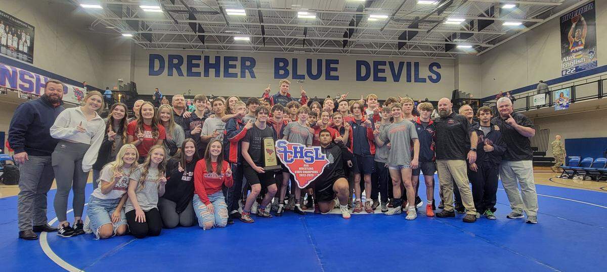 West-Oak wrestling won its second straight Class 3A championship.