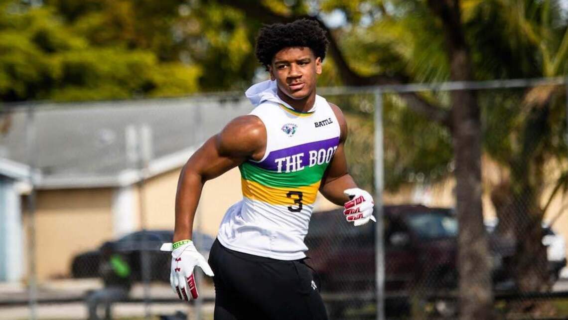2024 tailback recruit from Mississippi considers South Carolina among lead group