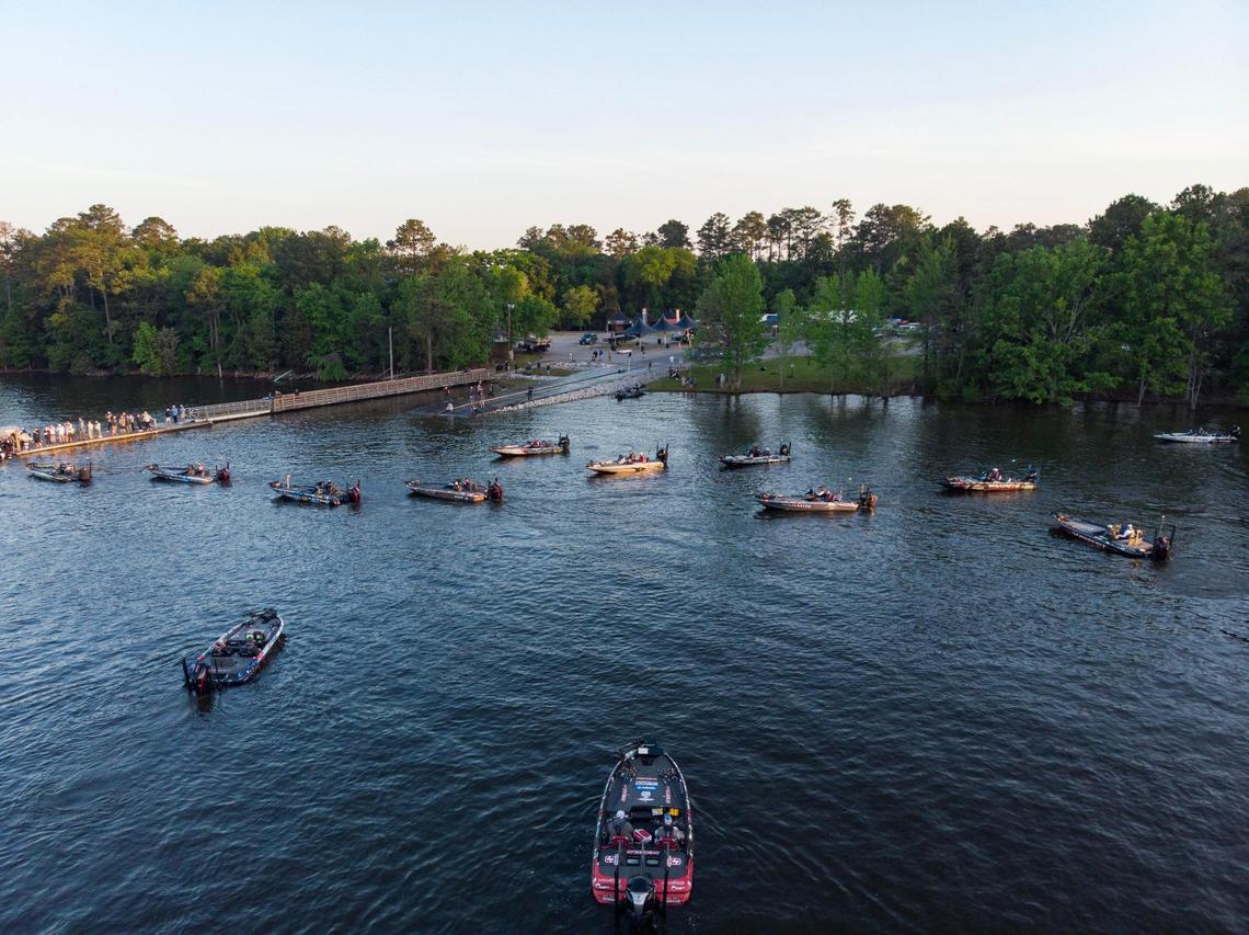 The Bassmaster Elite Series kicks off at Lake Murray on Thursday, April 20, 2023. Professional fishers will compete throughout the weekend.