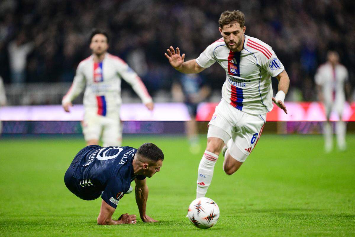 US midfielder Tanner Tessmann playing with French club Lyon in March