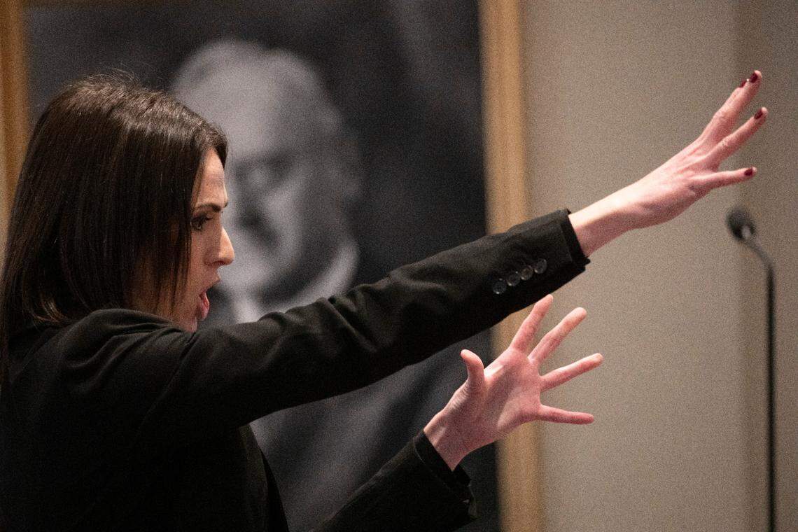 Prosecutor Savanna Goude cross-examines Tim Palmbach, a forensic scientist hired by the defense during the Alex Murdaugh double murder trial at the Colleton County Courthouse in Walterboro on Day 25 of Monday, Feb. 27, 2023. Andrew J. Whitaker/The Post and Courier/Pool