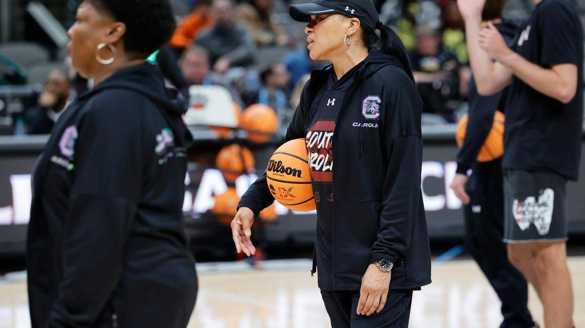 South Carolina Gamecocks head coach Dawn Staley watches her team practice at the American Airline Center before the NCAA Tournament Final Four game on Thursday, March 30, 2023.