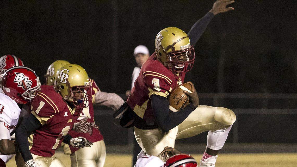 With few fall games, JUCO defender went another route to earn offers by USC, SEC teams