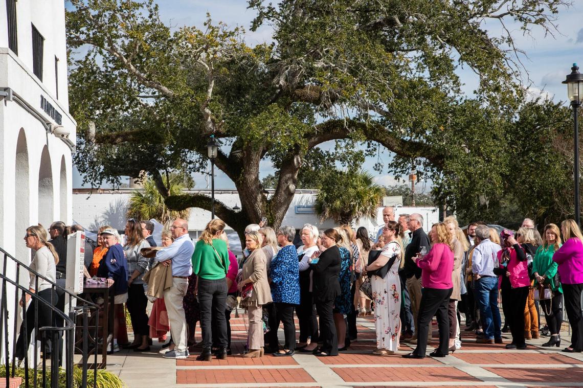 Audience members wait to watch Alex Murdaugh’s trial for murder at the Colleton County Courthouse after a bomb threat caused an evacuation on Wednesday, February 8, 2023. Joshua Boucher/The State/Pool