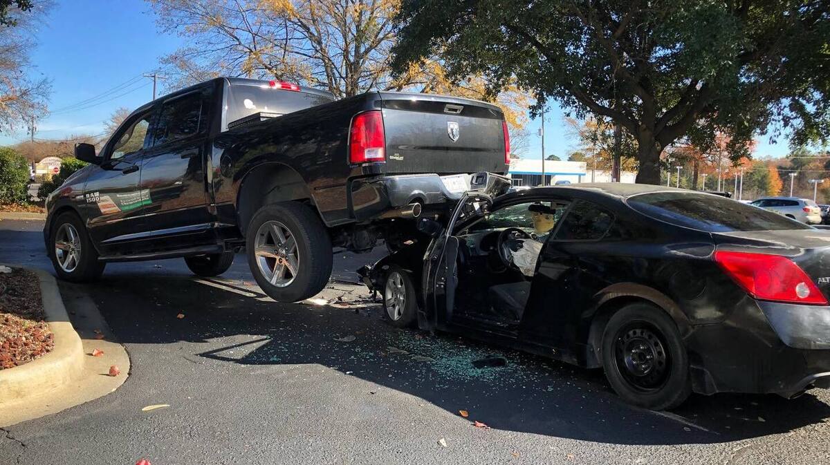 Lexington Police charged a man with resisting arrest, shoplifting and hit and run on Thursday.
