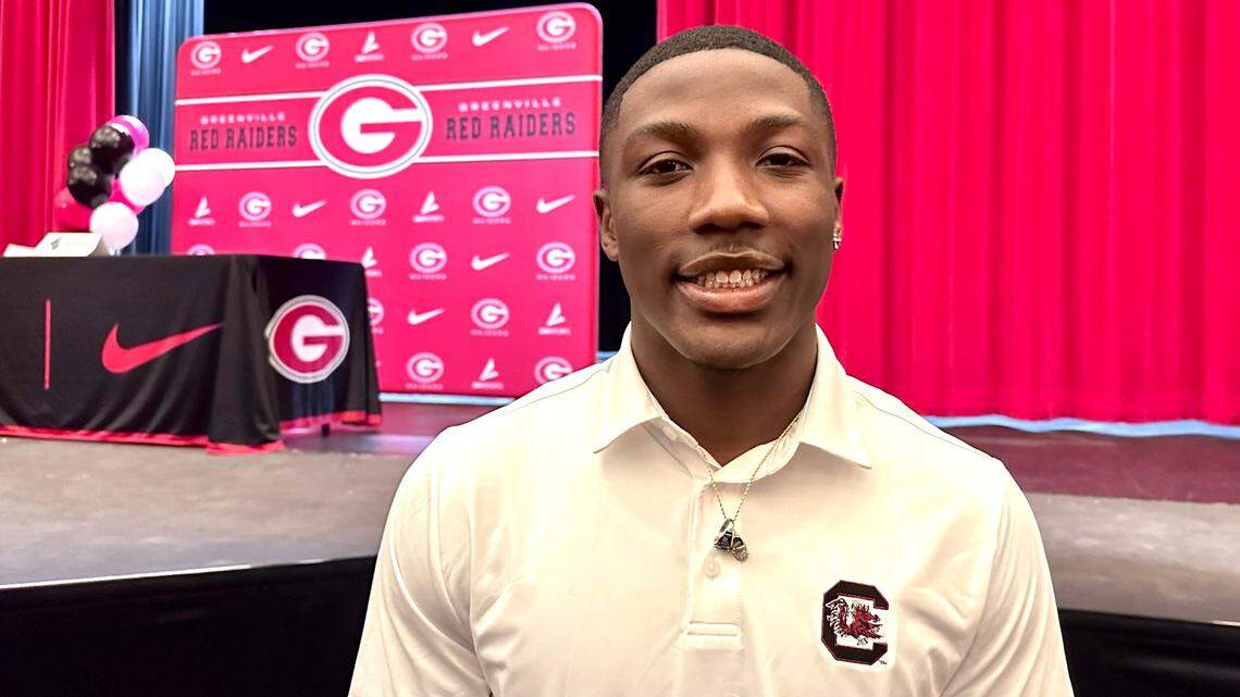 South Carolina wide receiver commit Mazeo Bennett at a signing ceremony at Greenville High School on Tues. Dec. 19, 2023.