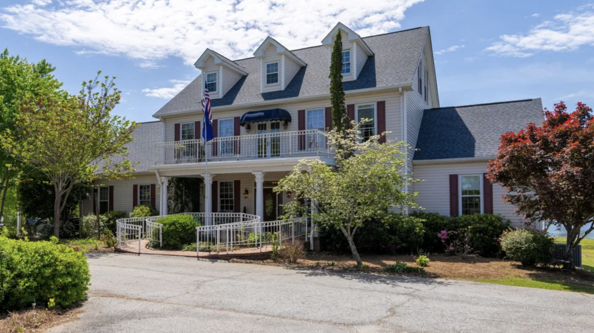 This Waterloo, S.C. house and 21 acres are for sale for $1.4 million.