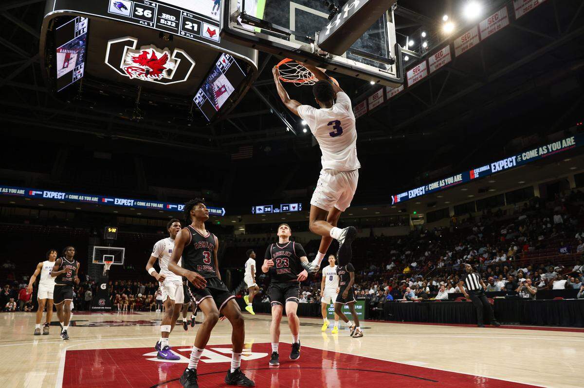 RJ Davis of Ridge View dunks his team’s game against Ashley Ridge in the SCHSL Class 5A Boys Division I State Final at Colonial Life Arena in Columbia on March 6.