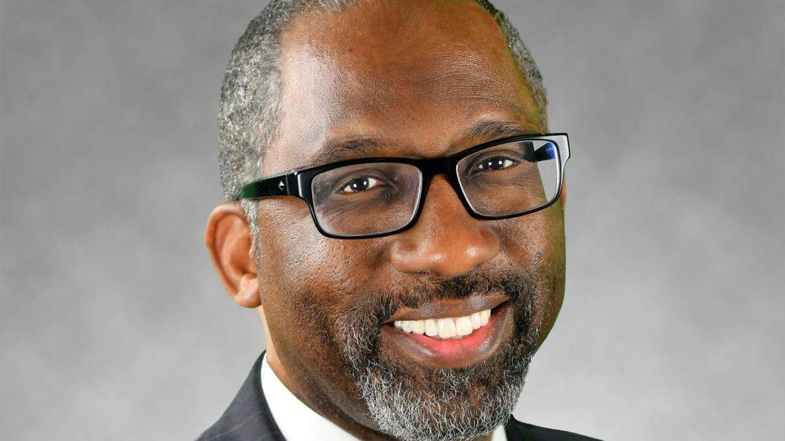 Richland 1 superintendent responds to Columbia mayor’s emergency mask order in schools