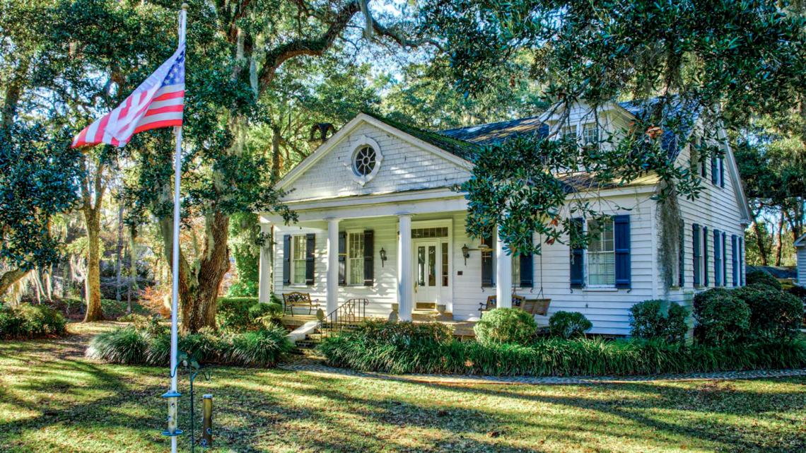 Historic SC home tied to a ghostly legend is for sale. Take a look
