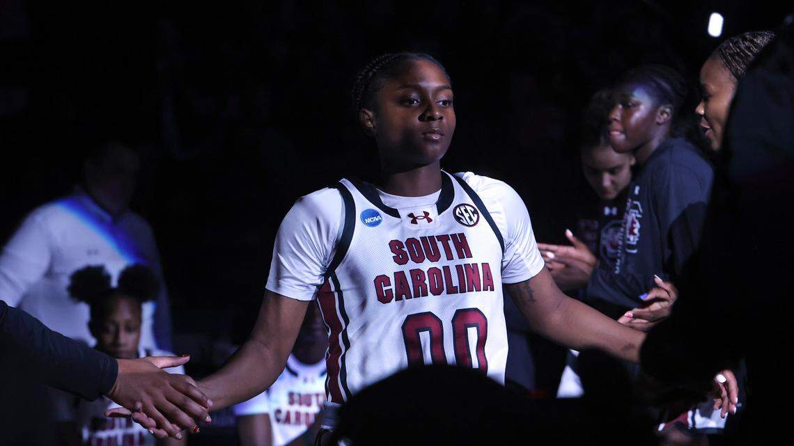 Lone season with Gamecocks helped Ta’Niya Latson’s draft stock, ESPN pundit says