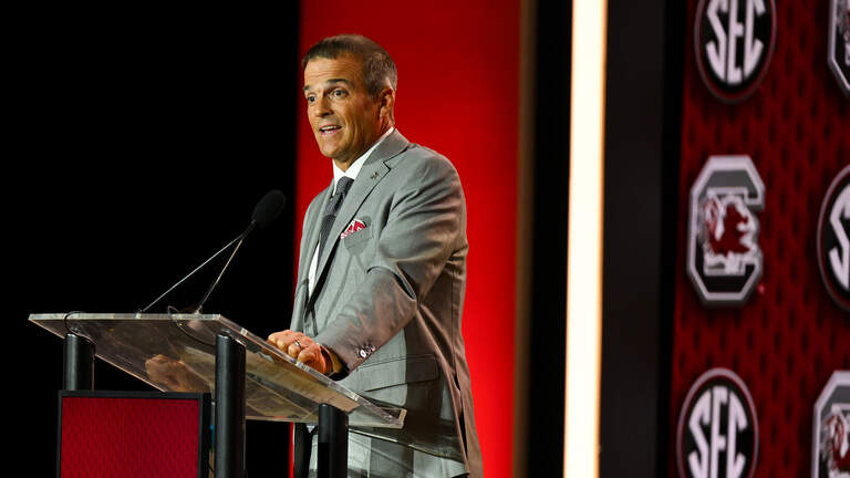 Best-case scenario for South Carolina, bold prediction from SI writer Pat Forde