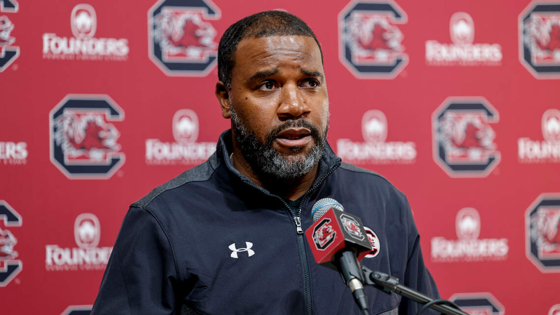 Productive Florida running back reacts to offer from South Carolina, Marquel Blackwell