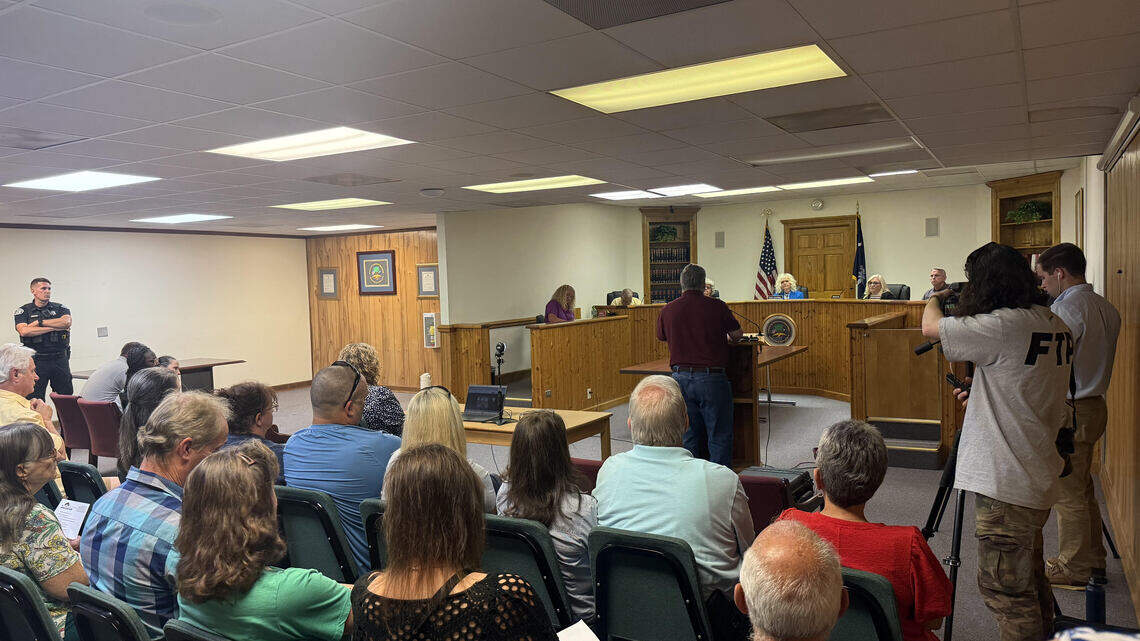Fiery public comments erupt at South Congaree town council meeting