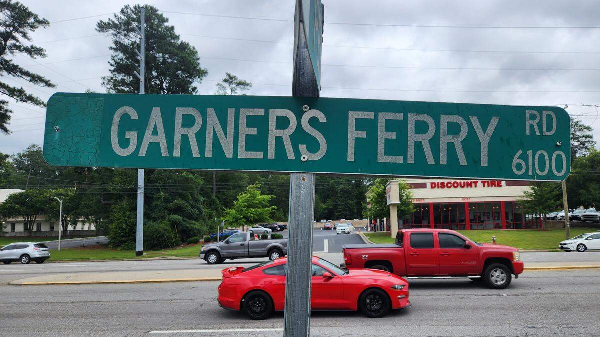 Garners Ferry Road remains one of the key corridors into and out of Columbia. 50,000 cars per day pass down one stretch of the road, not far from Interstate 77.