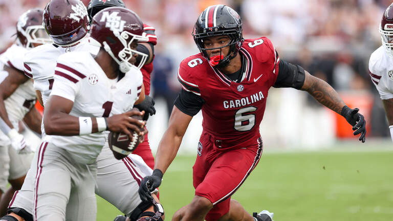 Snap counts: Peak, Stewart return. Gamecocks shore up rotation in SEC opener loss