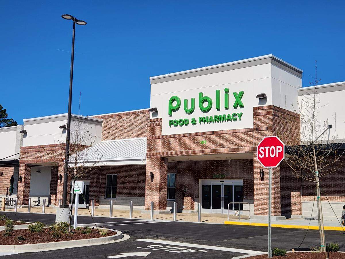 Publix opened a new store at 185 Earth Road in Elgin, SC on April 30, 2025.