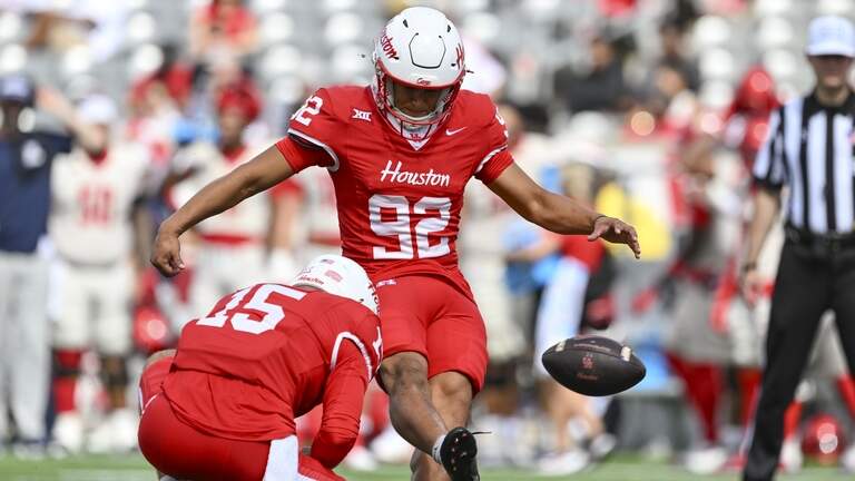 ‘5-for-5’ kicker transfers from Houston to South Carolina after court ruling
