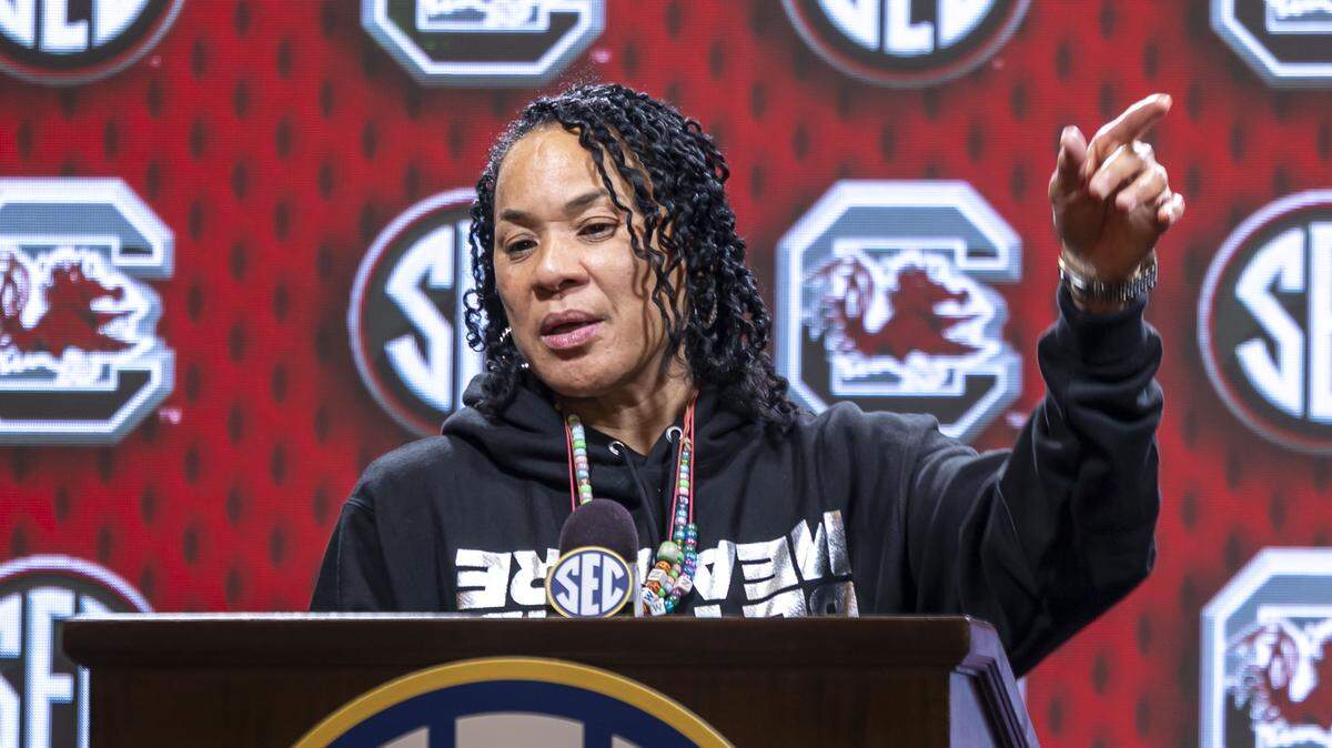 Oct 14, 2025; Birmingham, AL, USA; South Carolina Gamecocks head coach Dawn Staley talks with the media during SEC Media Days at Grand Bohemian Hotel.