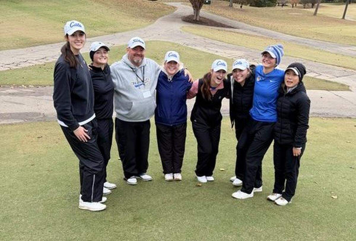 Lexington girls golf won the Class 5A Division I championship on Tuesday, Oct. 28, 2025.