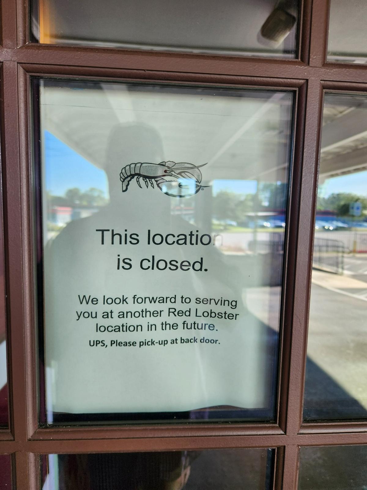 A sign on the door informs customers the Red Lobster at 1270 Knox Abbott Drive in Cayce is closed.