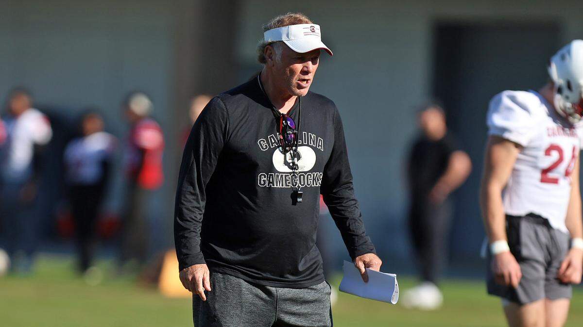 South Carolina football’s Joe DeCamillis during a 2025 spring practice.