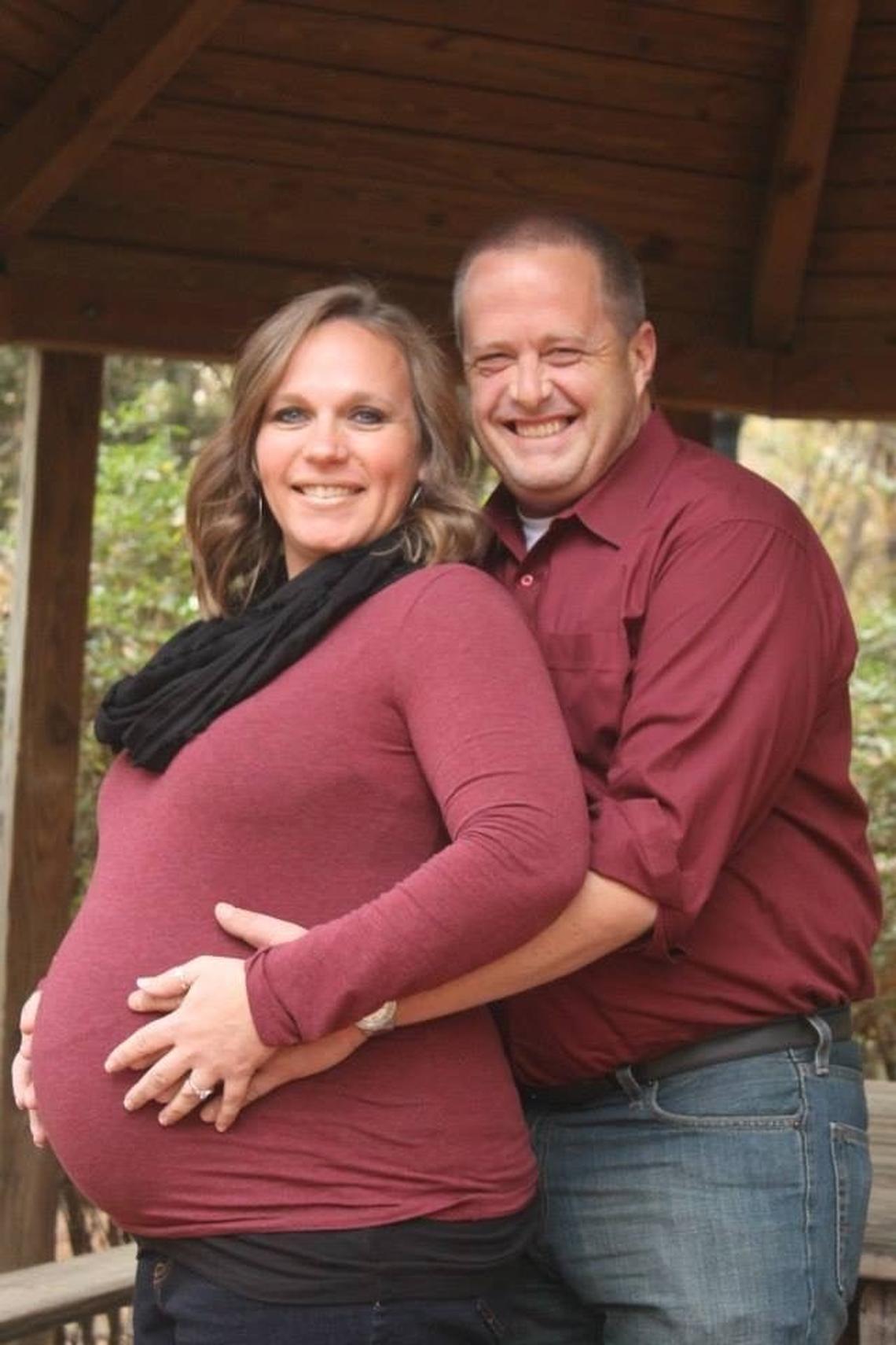 Amy Martin became pregnant with a boy in 2013.