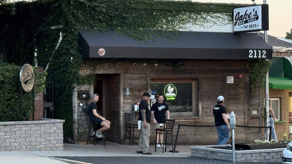 The insurance carrier for Jake’s of Columbia, a popular Five Points bar, has agreed to pay $6.5 million to settle a wrongful death lawsuit in which plaintiffs argued that Jake’s overserved liquor to a man who later killed someone in a drunk driving crash.