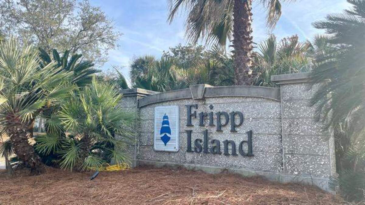 Fripp Island is a gated resort community in Beaufort County, SC near Hunting Island State Park.