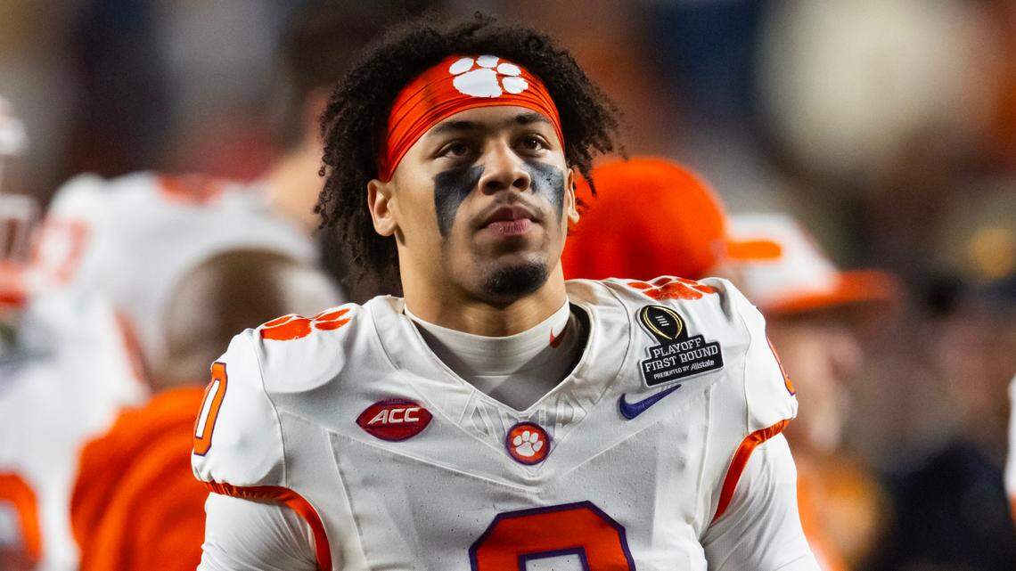 Clemson wide receiver Antonio Williams