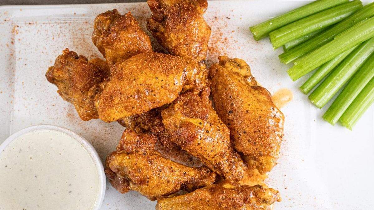 Chex Grill & Wings has opened a restaurant at 2800 Rosewood Drive in Columbia, SC.