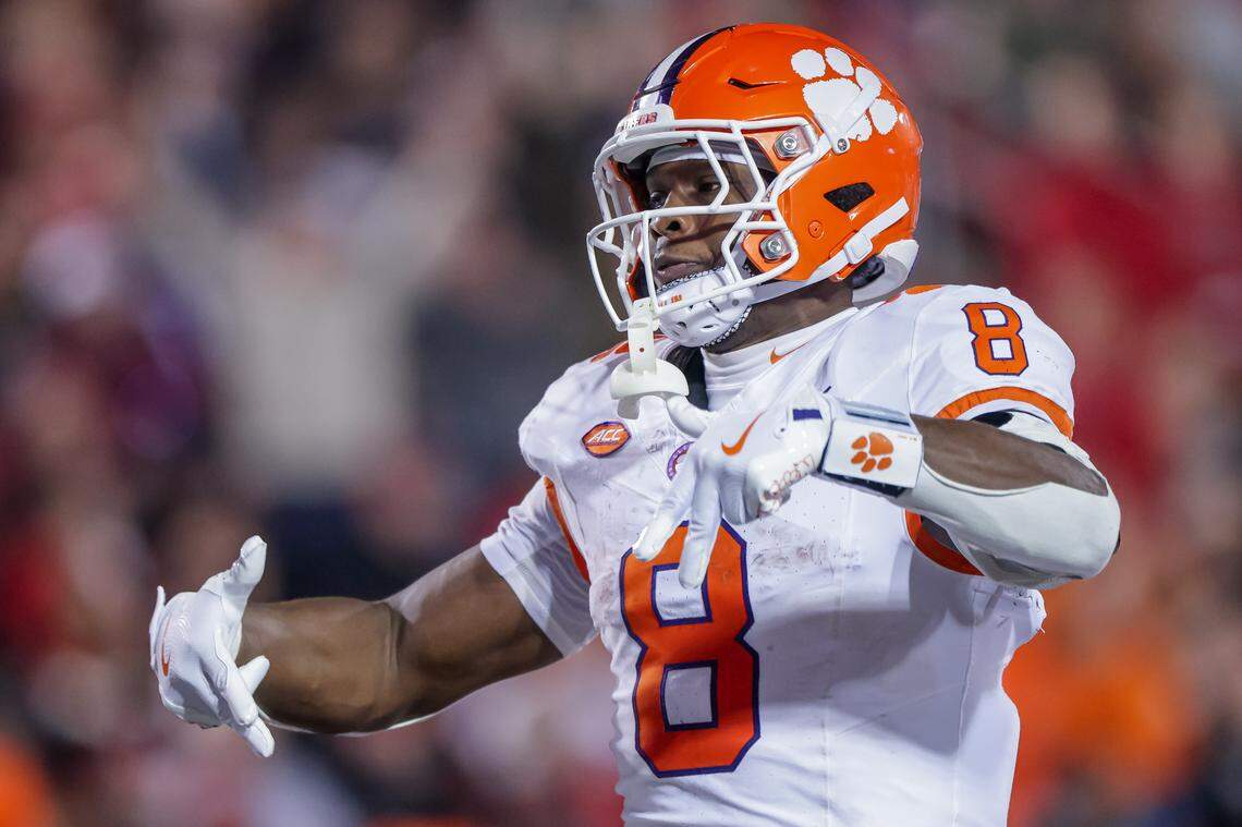 Adam Randall #8 of the Clemson Tigers reacts after a touchdown during the first half of the NCAA football game between the Louisville Cardinals and the Clemson Tigers at L&N Federal Credit Union Stadium on November 14, 2025 in Louisville, Kentucky.