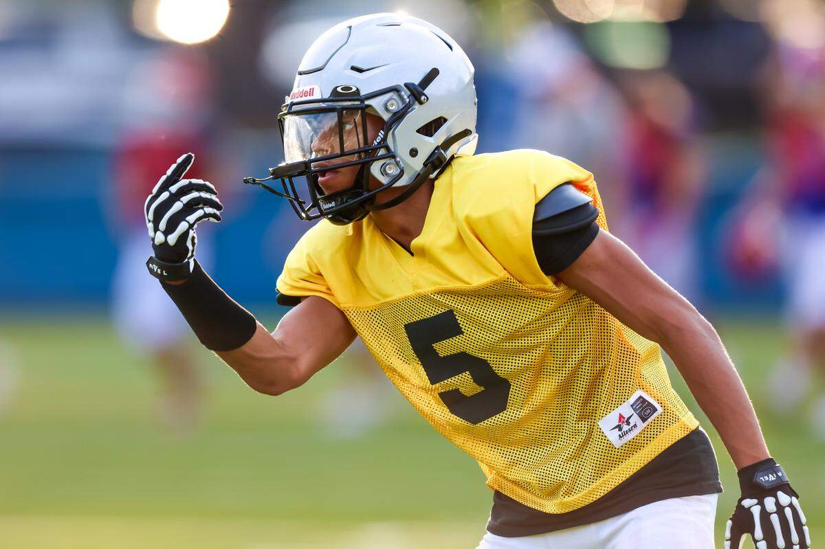 Gray WR Hiszarri Gantt during their three-team scrimmage at Dreher High School 8/12/24.