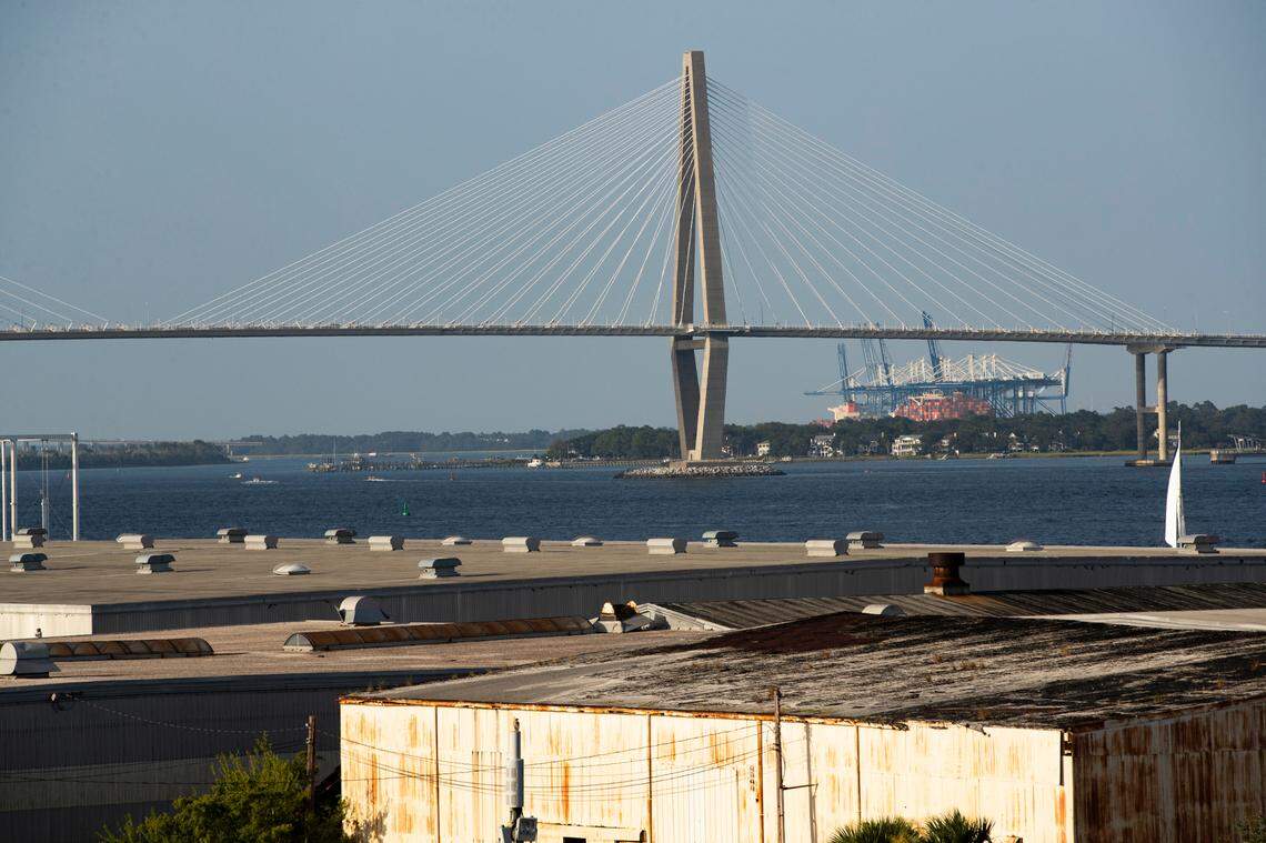 Charleston received nods for its scenery and food.