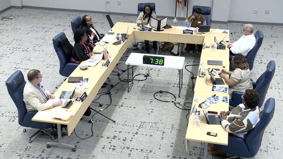 ‘Only a coward’ argument heats up Richland 2 discussion about district layoffs