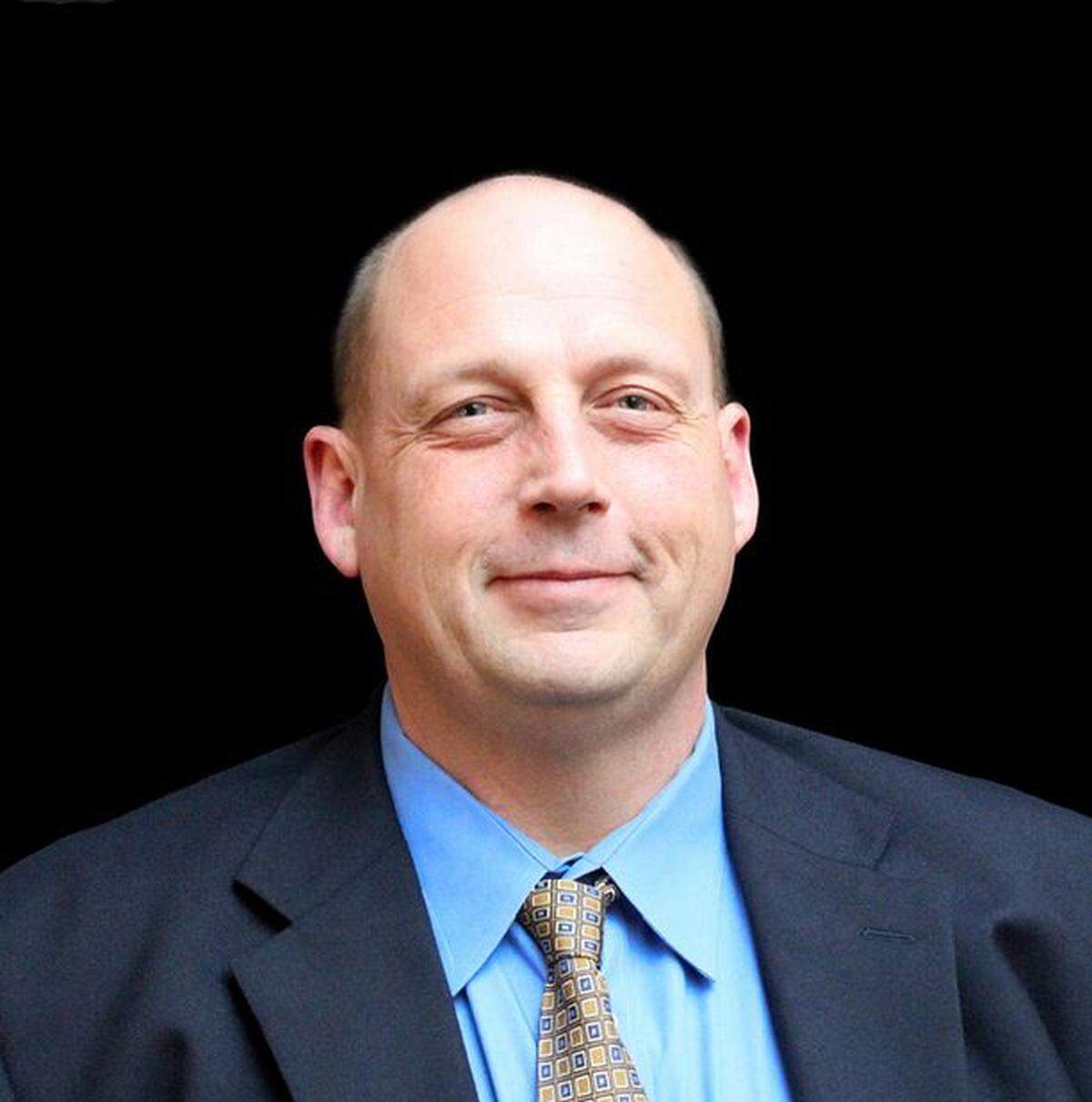 Chris White, a 30-year airport veteran, has been named the new CEO of the Columbia Metropolitan Airport after a year-long search.