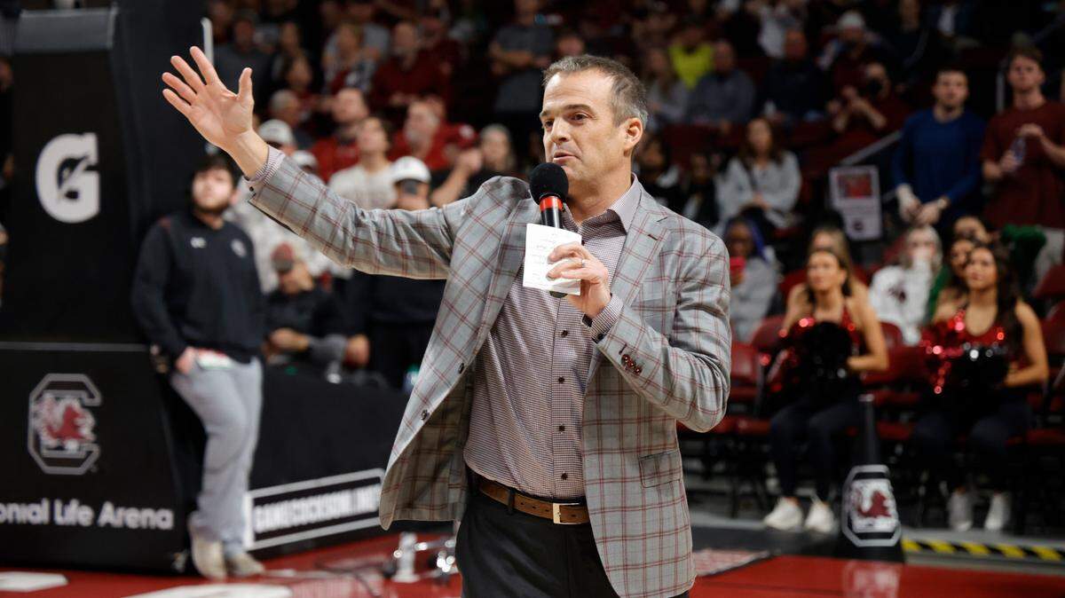 South Carolina football head coach Shane Beamer introduces his new players during a men’s basketball game against Missouri at Colonial Life Arena on Saturday, January 27, 2024.