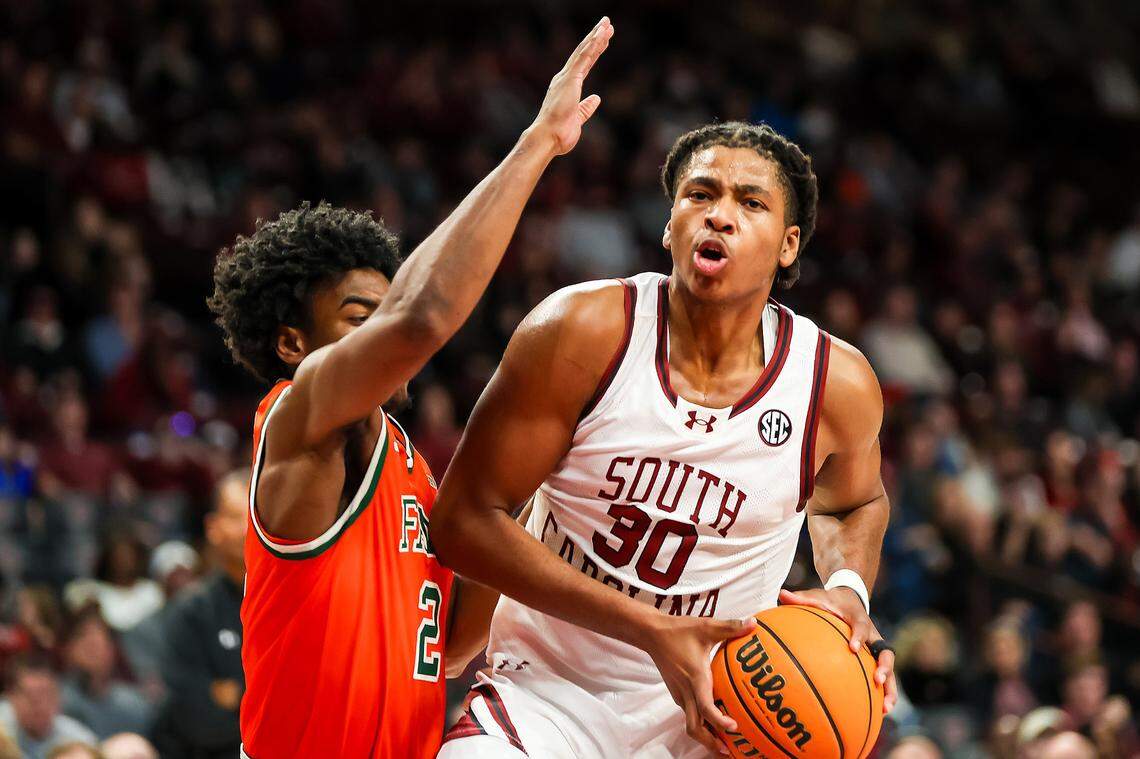 South Carolina Gamecocks forward Collin Murray-Boyles (30) shoots over Florida A&M Rattlers guard Jordan Chatman (2) in the second half at Colonial Life Arena. 