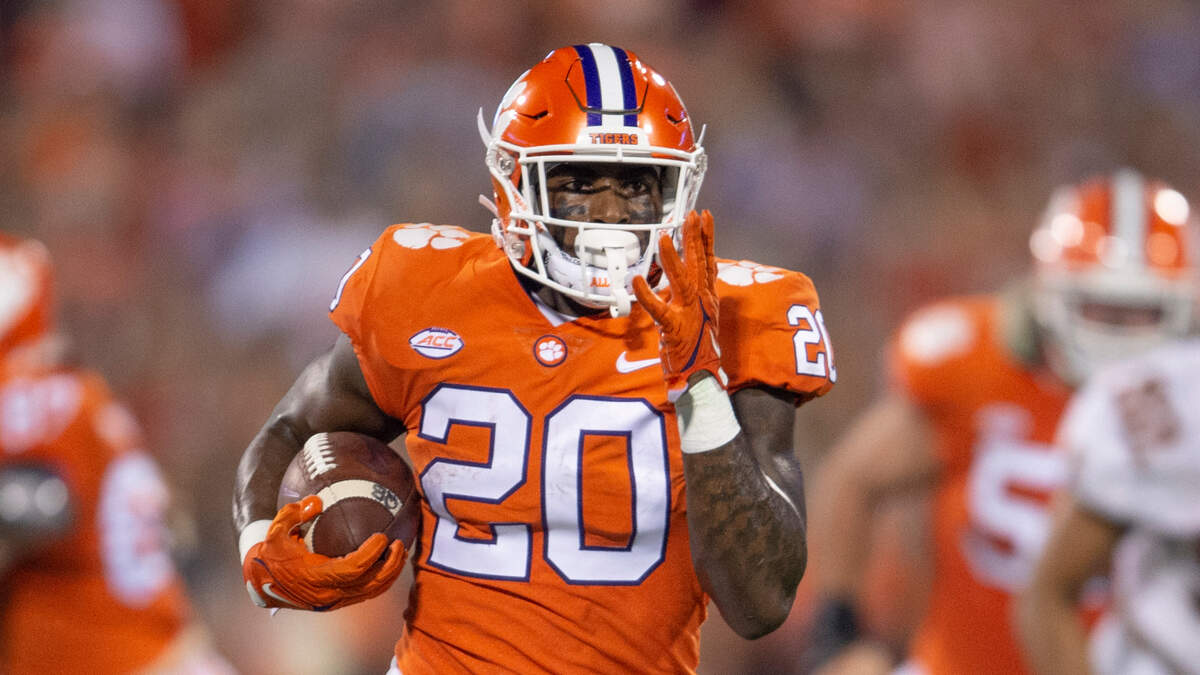 Clemson running back Kobe Pace (20)