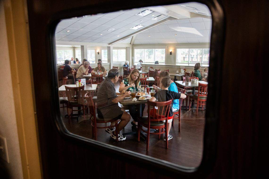 Lunch time at The Lizard Thicket on Elmwood Avenue in Columbia, South Carolina on Friday, August 27, 2021. Operations manager Matthew Williams says the dinning room normally be full during lunch time before the coronavirus pandemic.